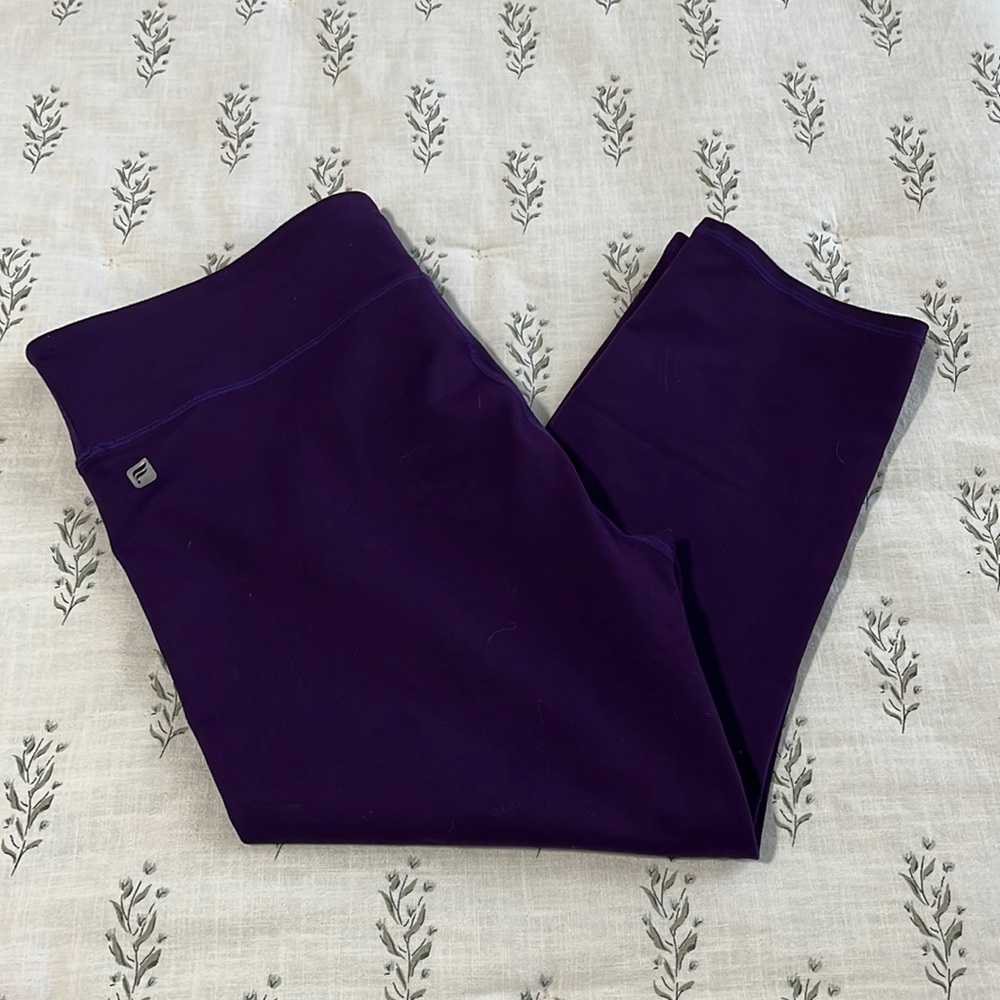Purple Fabletics capri
